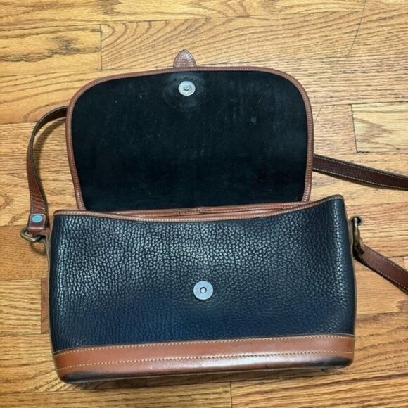 Vintage Dooney & Bourke Crossbody Bag - Picture 5 of 16